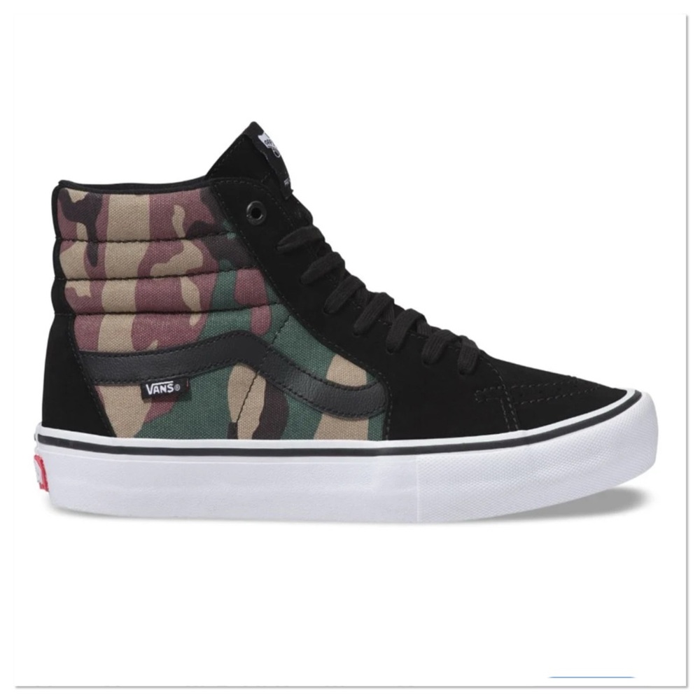 NEW Vans. Sk8 HI Pro. Camo/ Black Sneakers in Original Box